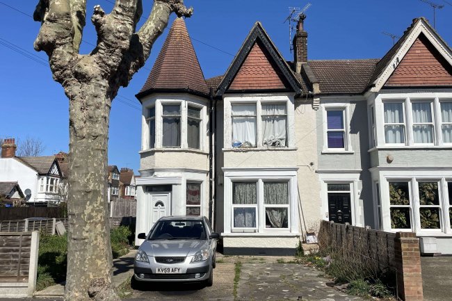 8B Anerley Road, Westcliff-on-Sea SS0 7HH 7