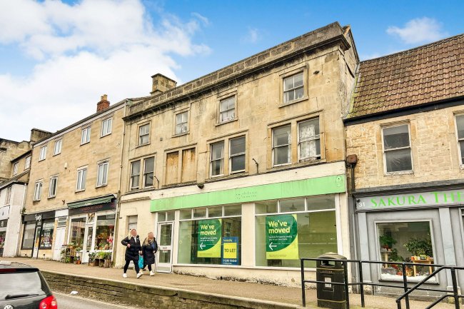 29 Bank Street, Melksham, Wiltshire, SN12 6LE 59