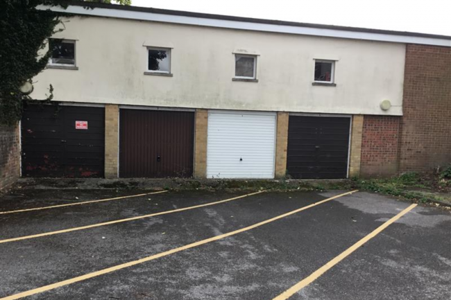 Garages 2 - 9 Highlands Road, Andover SP10 2QA 5