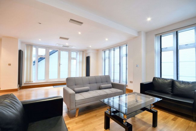 Flat 1 Hepburn House, 112 Marsham Street, Westminster, London SW1P 4HW 10
