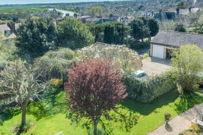 Tower House, London Road, Arundel, West Sussex, BN18 9BH 7