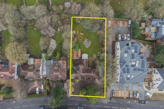 128 Foxley Lane, Purley, Greater London, CR8 3NE 5