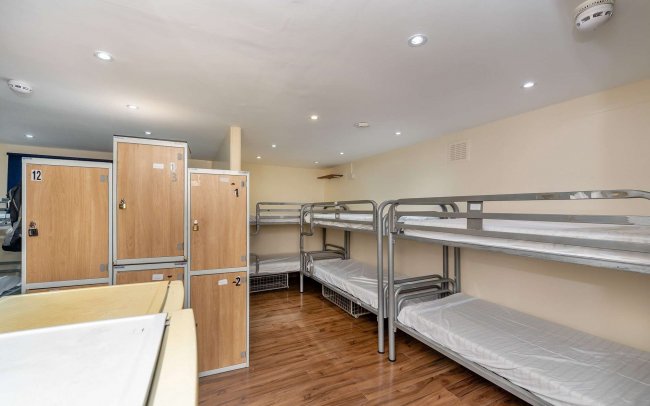 30 Chatsworth Road, Kilburn, London, NW2 4BS 8