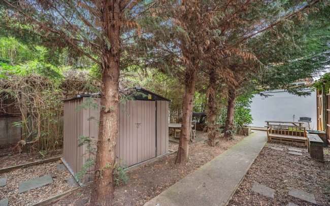 30 Chatsworth Road, Kilburn, London, NW2 4BS 8