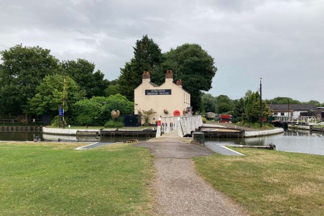 Junction Bridge House, Saul, Gloucestershire GL2 7LA 7