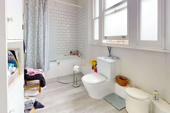 The Dartmouth Arms, 35 York Rise, Tufnell Park, London NW5 1SP 10