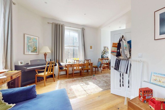 The Dartmouth Arms, 35 York Rise, Tufnell Park, London NW5 1SP 10