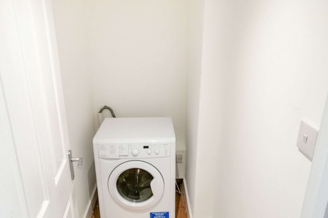 Flats A-D, 1 Donkin Hill, Caversham, Reading, RG4 5DG 3