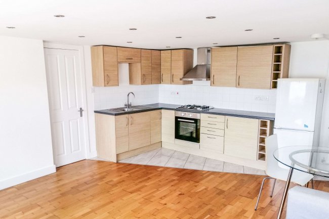 Flats A-D, 1 Donkin Hill, Caversham, Reading, RG4 5DG 3