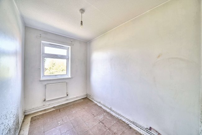 38 Little Grove, Bushey, Hertfordshire, WD23 3BG 1