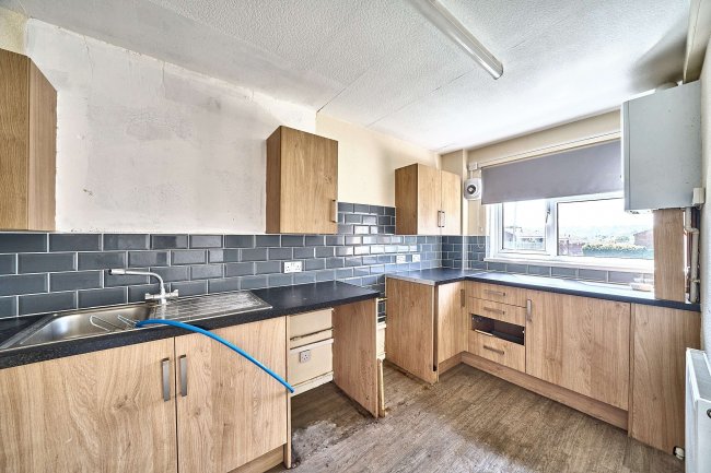 38 Little Grove, Bushey, Hertfordshire, WD23 3BG 1