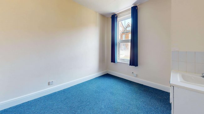 64 Chart Lane, Reigate, Surrey, RH2 7DZ 7