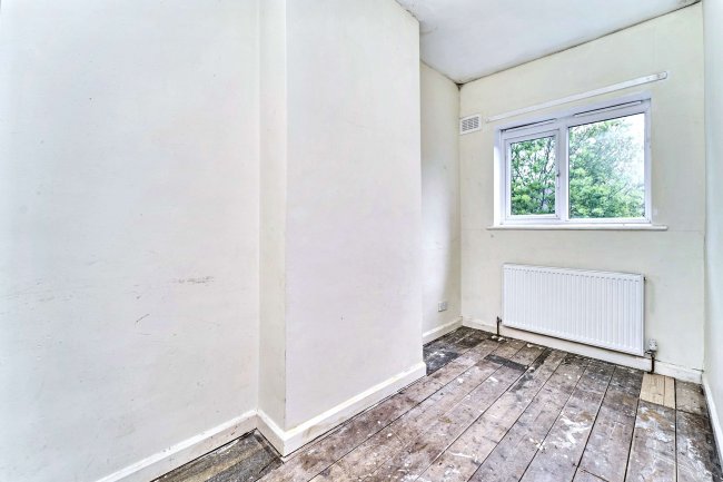 1 Myrtle Avenue, Balsall Heath, Birmingham, B12 8RF 5