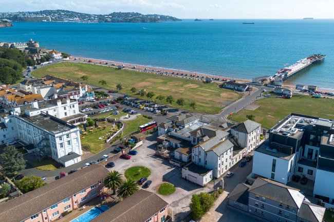 Inn on the Green, Paignton, Esplanade Road, Paignton TQ4 6BG 16