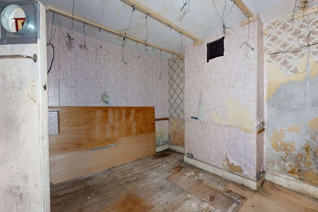 23 Alderney Road, Mile End, London,E1 4EG 1