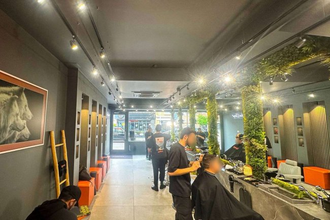 208 Fulham Road, Chelsea, London SW10 9PJ 4