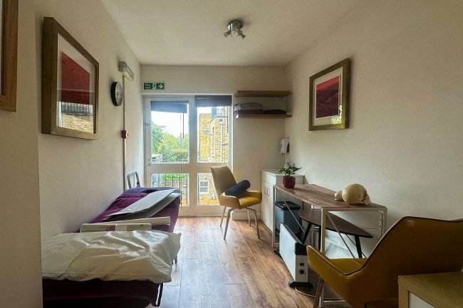 208 Fulham Road, Chelsea, London SW10 9PJ 4