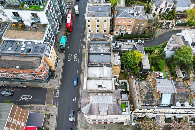 208 Fulham Road, Chelsea, London SW10 9PJ 4
