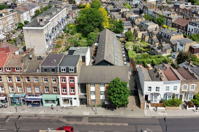 50 Green Lanes, Newington Green, London N16 9NH 10