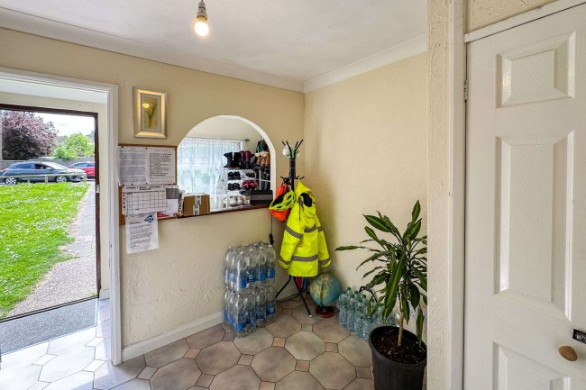 128 Herons Wood, Harlow, Essex CM20 1RU 6