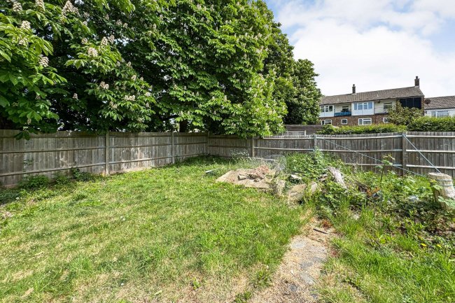 128 Herons Wood, Harlow, Essex CM20 1RU 6