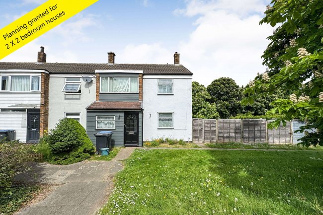 128 Herons Wood, Harlow, Essex CM20 1RU 6