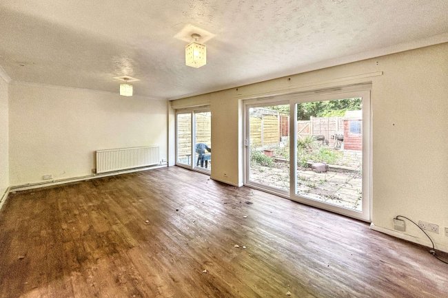 171 Wheatcroft, Cheshunt, Waltham Cross, EN7 6JU 4