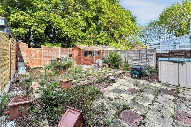 171 Wheatcroft, Cheshunt, Waltham Cross, EN7 6JU 4