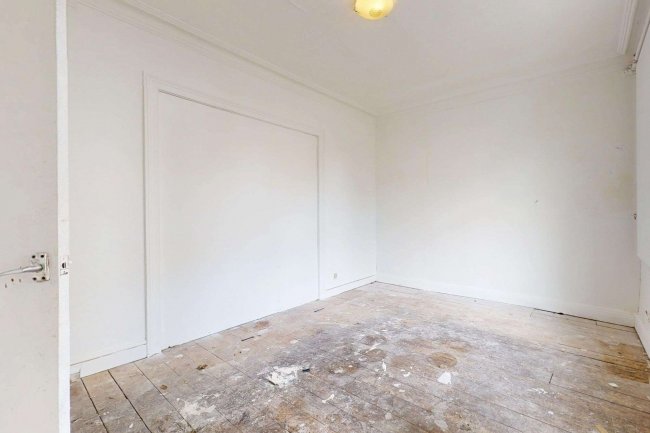 49 Grove Road, Acton, London W3 6AN 4