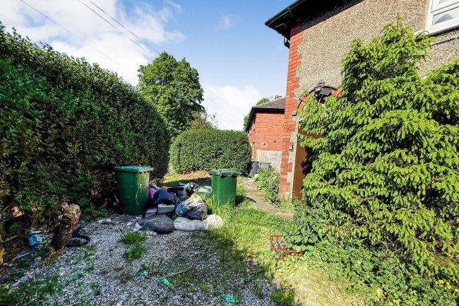 1 Howgill Avenue, Lancaster, Lancashire, LA1 2HF 5