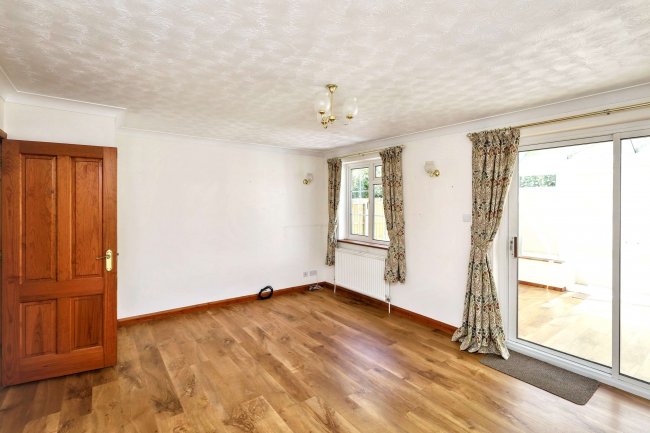 7A Pineapple Road, Amersham, Buckinghamshire, HP7 9JN 4