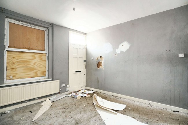 135 Lansdowne Road, Leicester, LE2 8AT 8