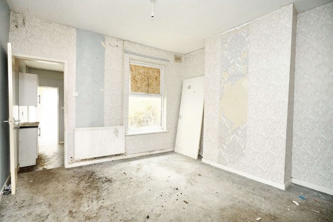 135 Lansdowne Road, Leicester, LE2 8AT 8