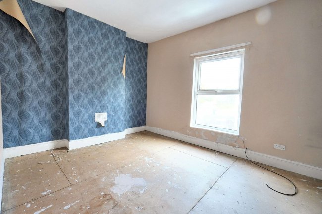 29 Brackley Street, Runcorn, Cheshire, WA7 1EQ 2