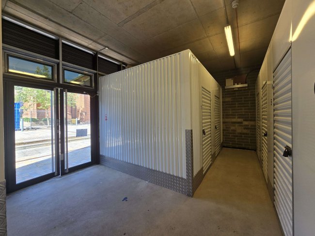 Self Storage Units, Village Square, The Academy, Woolwich, SE18 4AS 8