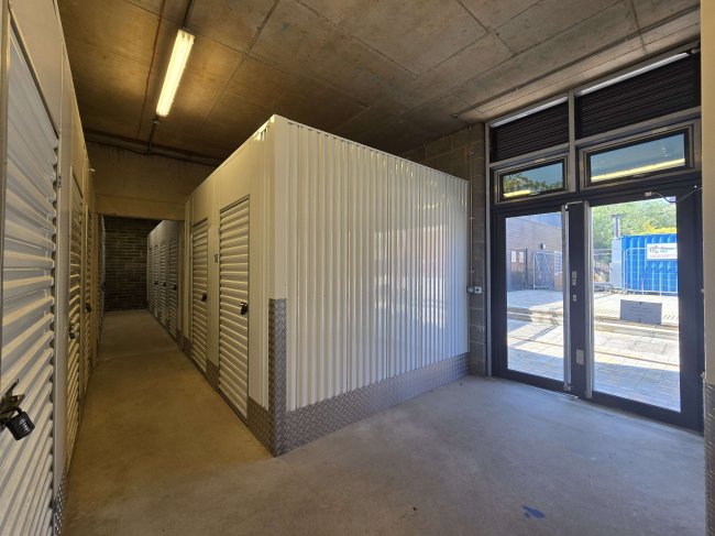 Self Storage Units, Village Square, The Academy, Woolwich, SE18 4AS 8