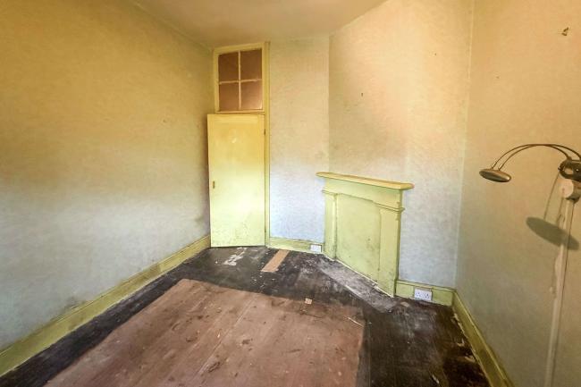 Lower Flat 3, Silwood Place, St Johns Road, Crowborough, TN6 1RW 5