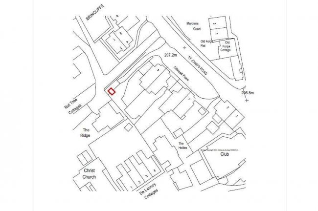 Garage at Silwood Place, St Johns Road, Crowborough, TN6 1RW 5