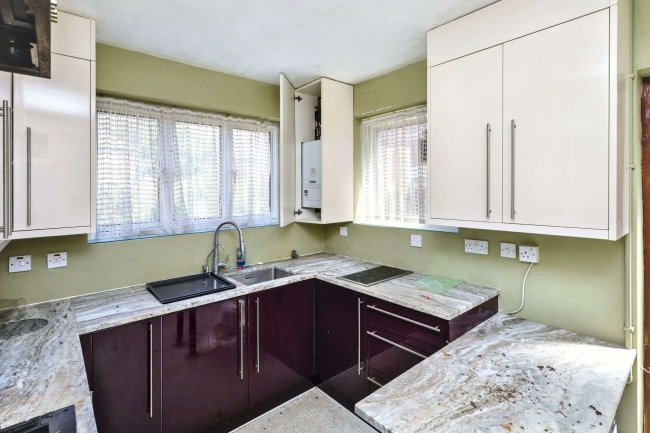 4 East Close, Ealing, London W5 3HE 4