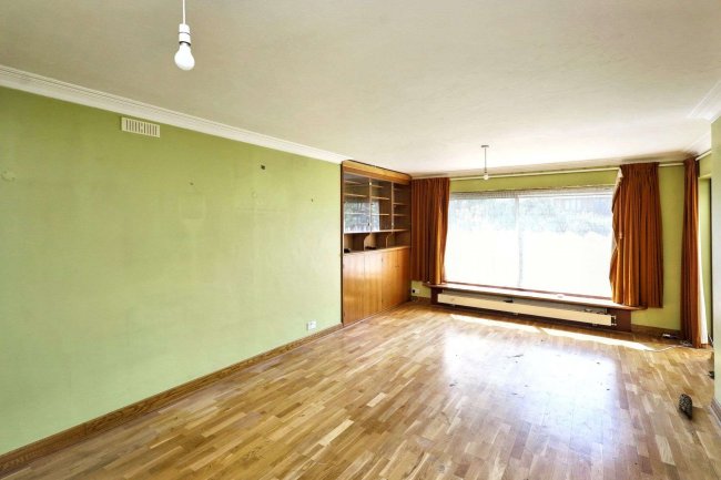 4 East Close, Ealing, London W5 3HE 4