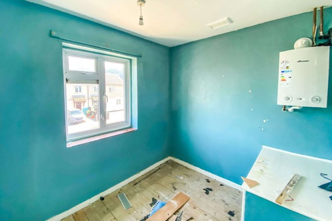 37 Dixon Way, Calne, Wiltshire, SN11 9AN 6