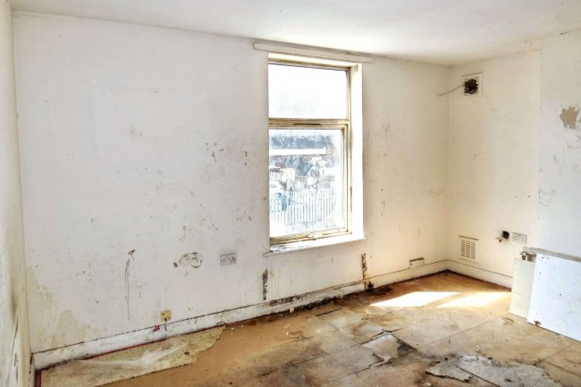 78 Egerton Street, Farnworth, Bolton, BL4 7LE 5