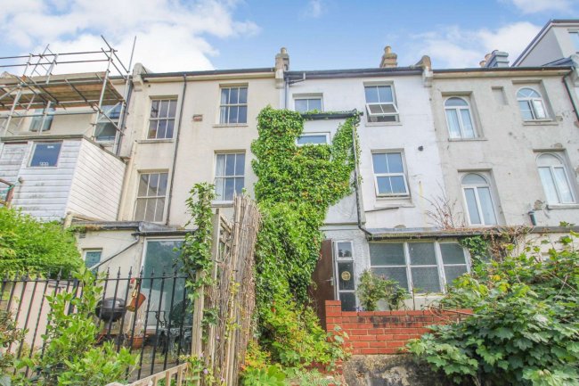 4 Aldborough Road, St. Leonards-on-Sea East Sussex    TN37 6SE 3