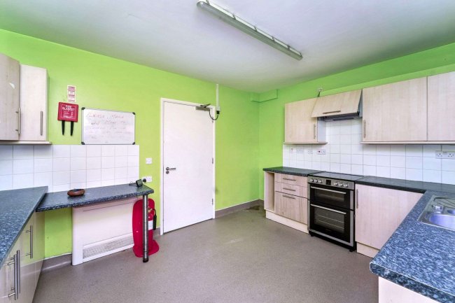 19 Chilgrove Road, Portsmouth PO6 2ER 6