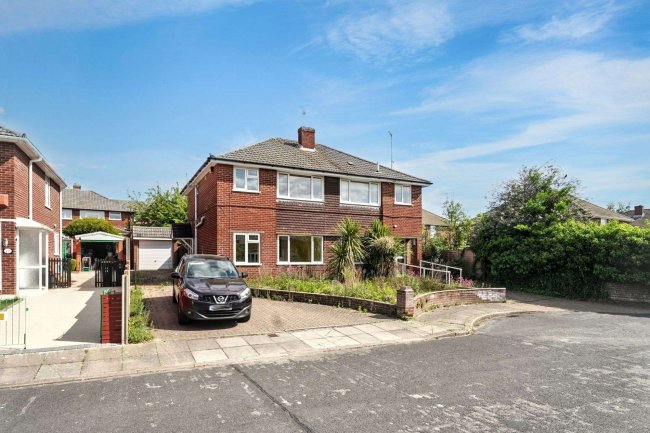 19 Chilgrove Road, Portsmouth PO6 2ER 6