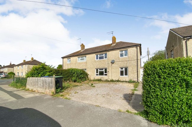 18 Queens Road, Royal Wootton Bassett, Swindon, Wiltshire, SN4 8AW 6