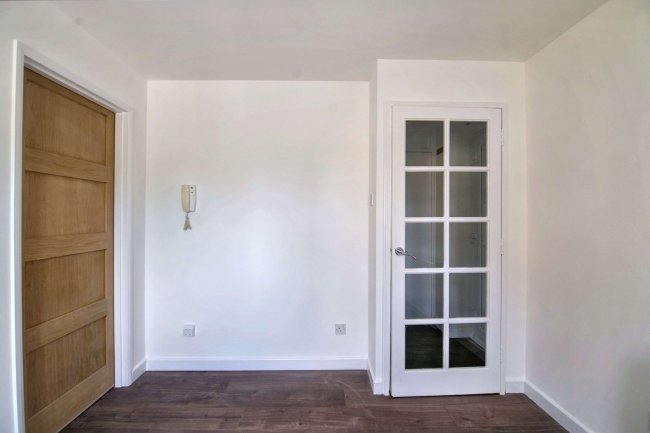 7 Alan Hocken Way, Stratford, London, E15 3AT 6