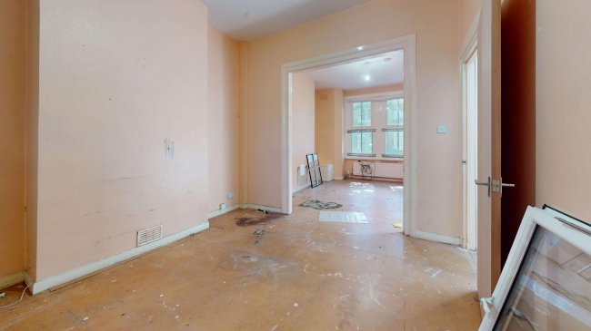 20 Harlescott Road, Nunhead, London, SE15 3BZ 7