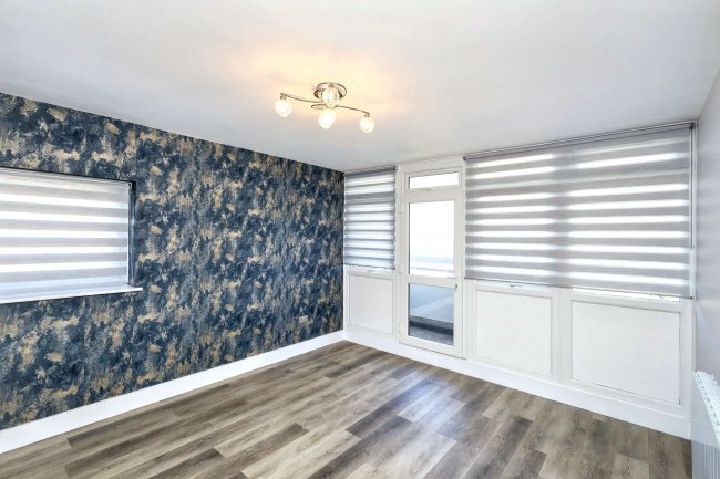 37 Westland House, Rymill Street, London, E16 2LE 8