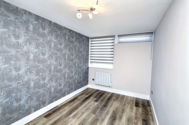 37 Westland House, Rymill Street, London, E16 2LE 8